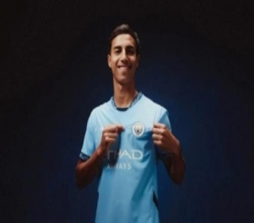 曼城跟隊(duì)：雷斯下賽季或回到曼城參與競(jìng)爭(zhēng)，但繼續(xù)外租是更優(yōu)選擇