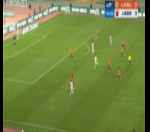 海港10領(lǐng)先泰山！楊希接李帥傳中推射破門，收獲職業(yè)生涯處子球