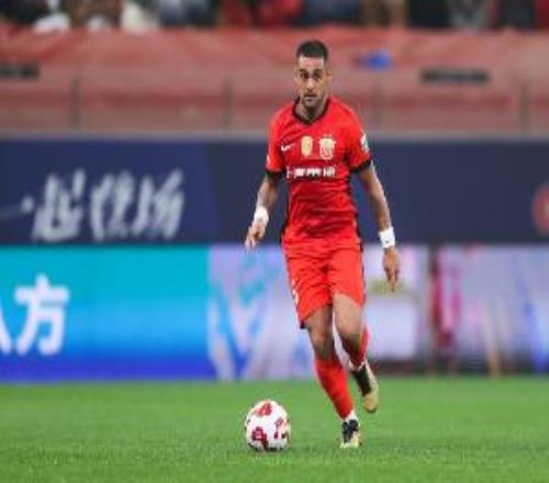 僅剩單外援出場(chǎng)！海港外援萊昂納多熱身受傷，劉祝潤(rùn)頂替其先發(fā)