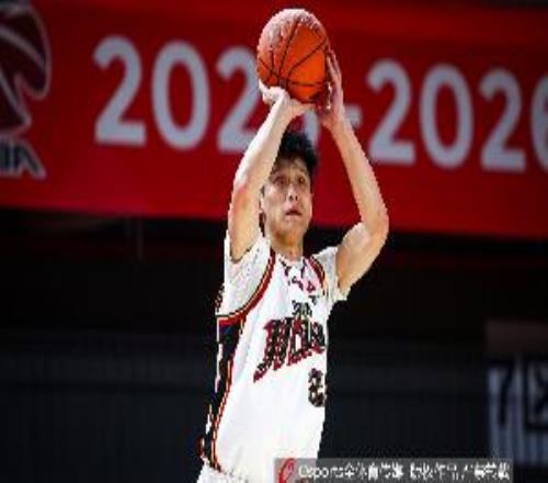 盡力了！欒利程替補(bǔ)11中6空砍22分3板2助1斷罰球11中8