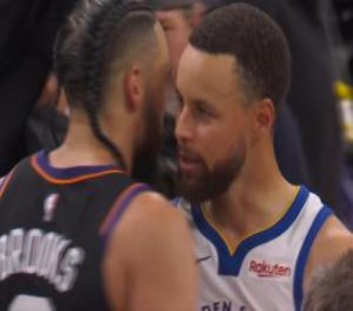 風(fēng)度！庫(kù)里與狄龍、杰倫格林擁抱致意科爾還跟狄龍聊上了