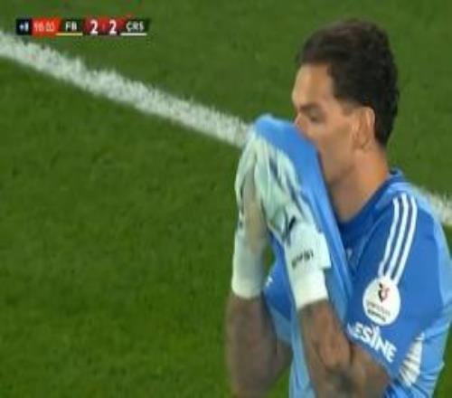 3分變1分！埃德松土超出擊失誤沒拿到球，送對手頭頂空門讀秒絕平