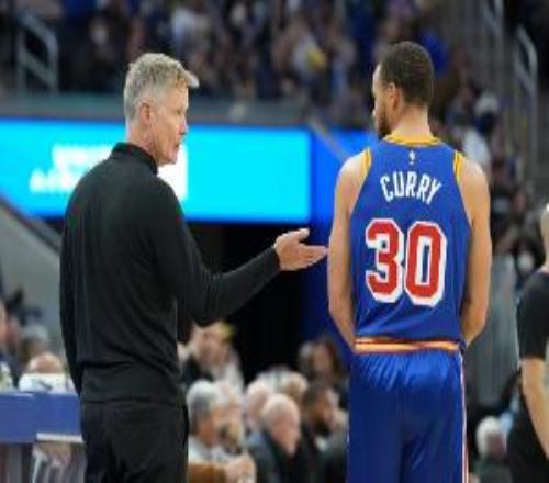 科爾：庫里依然寶刀不老但他和詹杜不同&他需要不停地繞掩護跑動