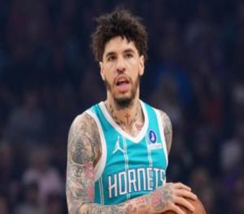 雙刃劍！拉梅洛鮑爾本季出戰(zhàn)72場場均20.1分&三分命中率36.8%