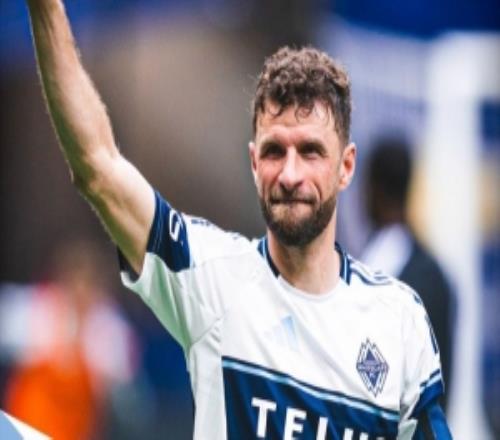 穆勒破門！溫哥華白浪賽季前8輪打進22球，美職聯(lián)歷史第二隊