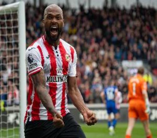 伊戈?duì)枺杭幢阍谧蠲赖膲?mèng)里，我也沒想過24歲就能與哈蘭德爭(zhēng)奪金靴