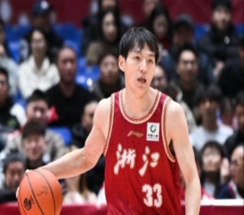 不在狀態(tài)！吳前半場(chǎng)2中0沒(méi)得分正負(fù)值10最低