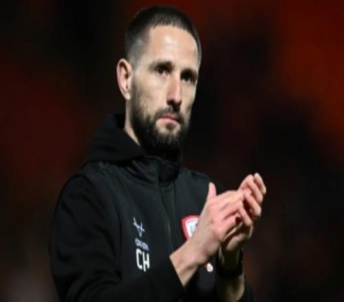 巴恩斯利官方：主帥康納霍里哈內(nèi)將在本賽季結(jié)束后離隊(duì)