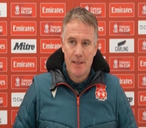 主帥談雷克瑟姆升級(jí)可能性：會(huì)為附加賽資格拼到最后一刻