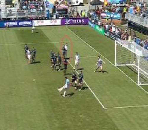 溫格越位新規(guī)首次生效！太平洋FC前鋒“越”了半個(gè)身位，進(jìn)球有效