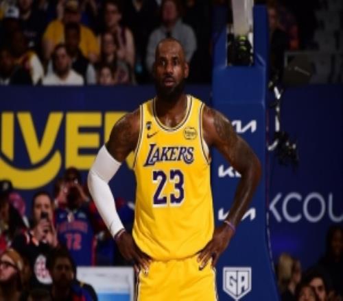 41歲還在創(chuàng)新高！詹姆斯9分鐘送8次助攻刷新生涯季后賽單節(jié)紀(jì)錄