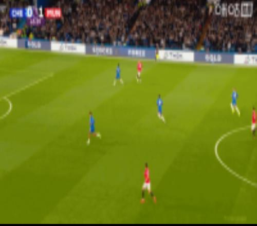 差點(diǎn)烏龍！B費(fèi)直塞擊中福法納的腳直沖門(mén)框，桑托斯反應(yīng)迅速撲出