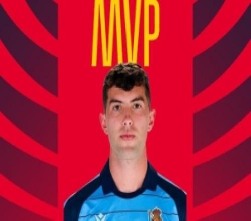 2撲救+點(diǎn)球大戰(zhàn)2撲點(diǎn)！官方：皇社門將馬雷羅當(dāng)選為國王杯決賽MVP