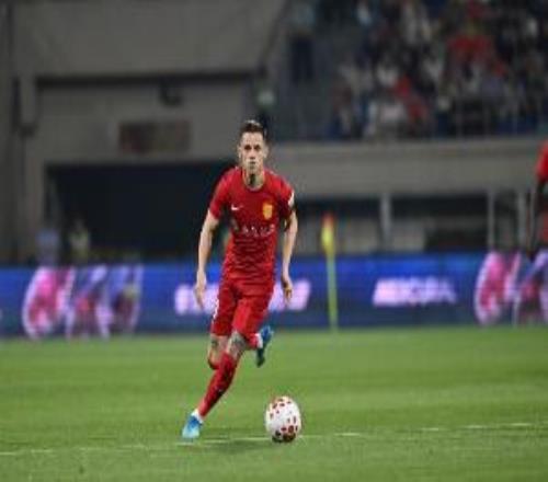 肯帕努獨(dú)闖山城：重慶很適合我從中超跳入國家隊(duì)！