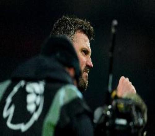 并不常見！曼聯(lián)歷史第二次在單賽季英超聯(lián)賽雙殺切爾西