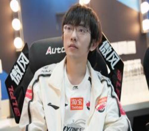 首局杰斯惨遭针对次局薇恩难有作用圣枪哥两局战绩796