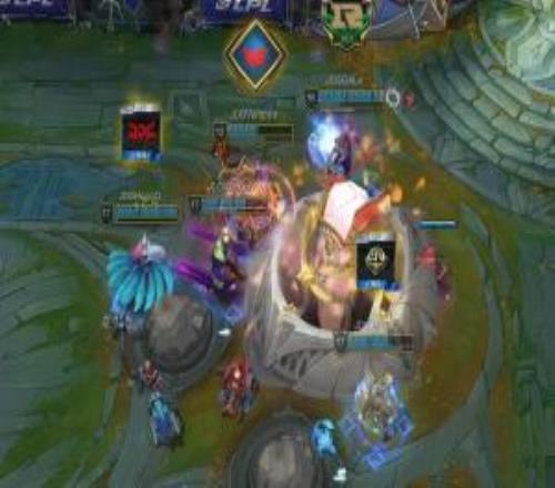 哥幾個(gè)有點(diǎn)雜啊！JDG取勝后五位選手亮出四支不同戰(zhàn)隊(duì)隊(duì)標(biāo)