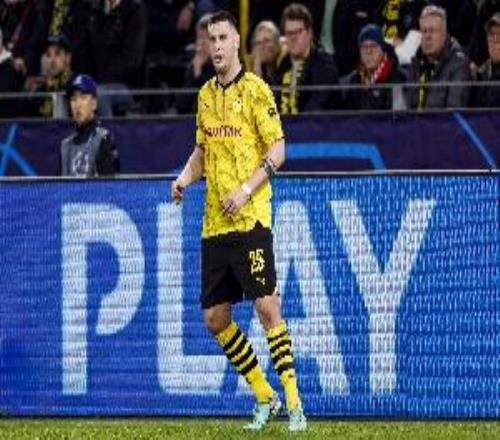 圖片報(bào)：聚勒因膝傷提前下場(chǎng)，他可能踢完了代表多特最后一場(chǎng)比賽