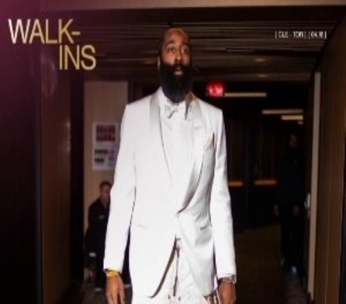 騎士眾將季后賽入場穿搭：登哥西裝配新鞋莫布里無領西服造型