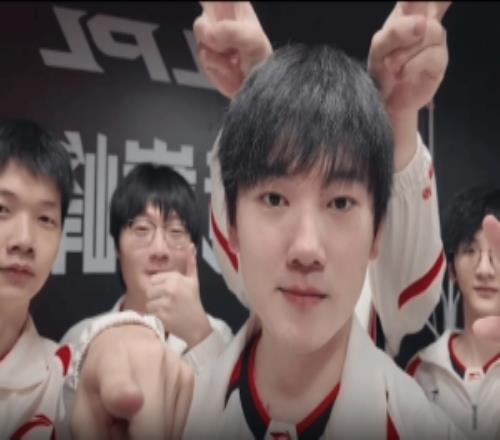 JackeyLove賽后發(fā)布視頻：兄弟們，五連勝了！