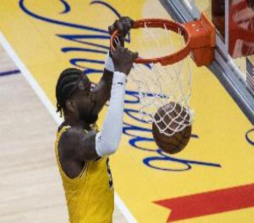 沒掉鏈子！艾頓10中8高效拿下19分11板2助1帽對位不虛申京