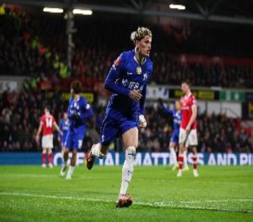 前英超門(mén)將：加納喬進(jìn)攻方式單一，他不夠格成為切爾西常規(guī)首發(fā)