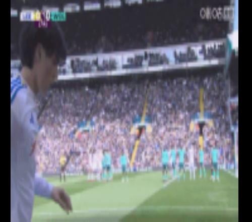 迅速擴(kuò)大比分！利茲聯(lián)3分鐘內(nèi)連入2球，主場(chǎng)20領(lǐng)先狼隊(duì)