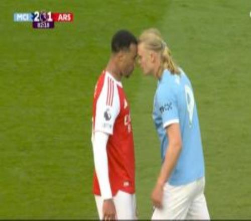 前英超裁判：加布里埃爾得感謝哈蘭德，若后者順勢倒下就是紅牌了