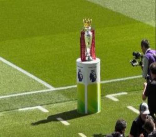 真決賽！曼城vs阿森納大戰(zhàn)在即，英超冠軍獎(jiǎng)杯已經(jīng)抵達(dá)現(xiàn)場！