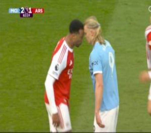 與加布頂牛！哈蘭德：如果我倒地可能是張紅牌，雖然我不會這么做