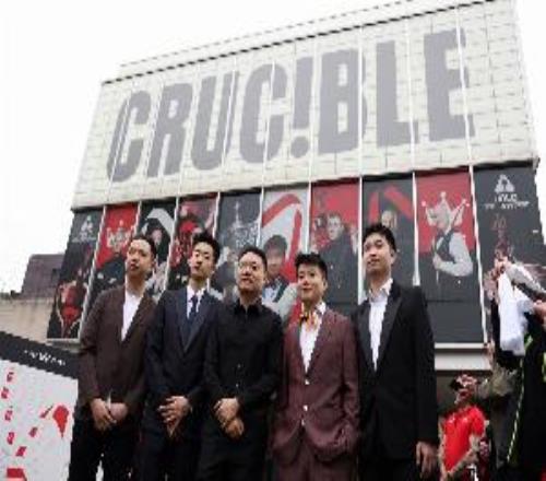 鎖定3席！中國(guó)軍團(tuán)最多8人晉級(jí)世錦賽16強(qiáng)丁俊暉72領(lǐng)先今日再戰(zhàn)