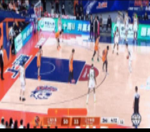 狂轟濫炸！上海外線開炮連中5記三分將分差拉開到20分