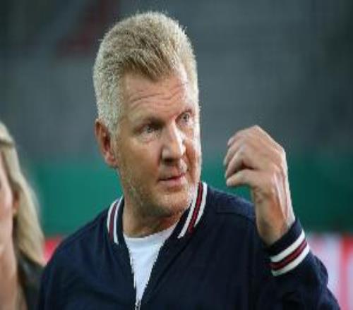 赫內(nèi)斯拒簽西蒙斯！埃芬博格：他通常都是對(duì)的青訓(xùn)才能得到機(jī)會(huì)