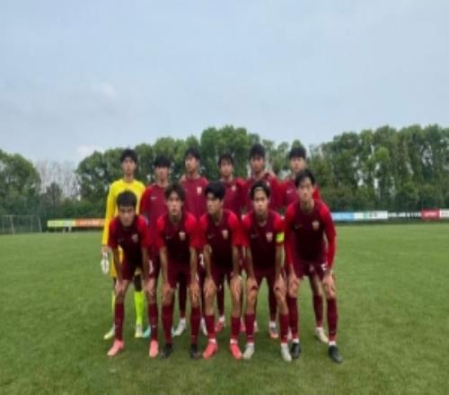 青少年足球聯(lián)賽男子U17組開(kāi)賽海港U17隊(duì)21浙江U17隊(duì)