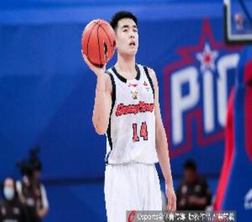 替補打得不錯！張文逸6中4&3記三分拿到12分5籃板