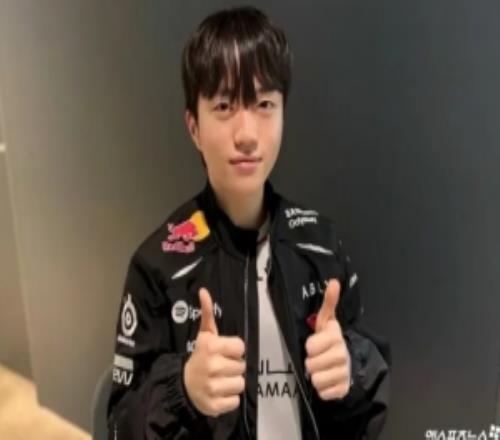 Keria：上場(chǎng)比賽隊(duì)伍目標(biāo)出現(xiàn)分歧有信心使用輸出型輔助主導(dǎo)比賽