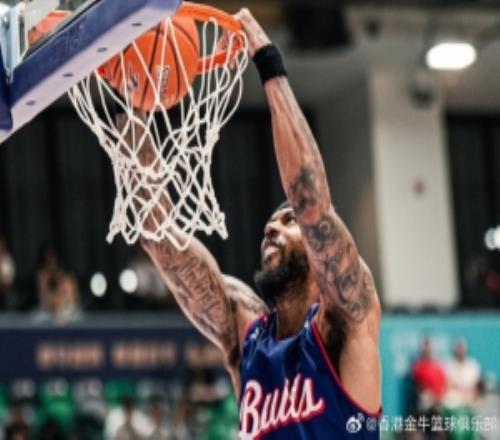 勇士們！向著三連冠的目標繼續(xù)進發(fā)！