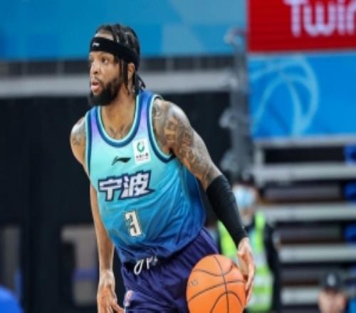 接近三雙！寧波外援辛普森半場7中3拿到10分8板7助1斷正負(fù)值+17