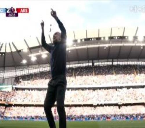 迎頭痛擊！曼城一個月內雙殺槍手，聯(lián)賽杯奪冠+聯(lián)賽少賽1場差3分