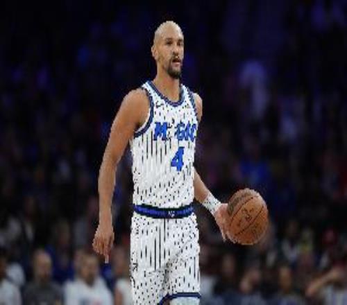 表現(xiàn)積極！薩格斯半場11投4中得到11分3板3助3斷1帽0失誤