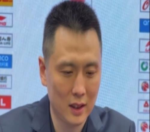 盧偉：目前球隊陣容整體狀態(tài)都不錯希望大家能夠保持下去