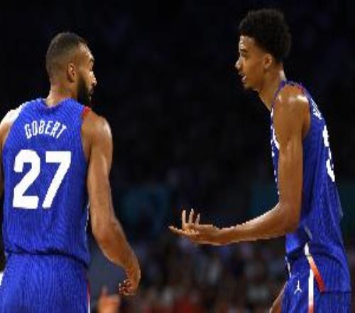 24年戈貝爾獲DPOY后文班坦言：就讓他贏吧因為以后就輪不到他了