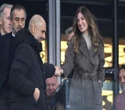 英超女强人离开！官方：卡伦布雷迪卸任西汉姆联副主席一职