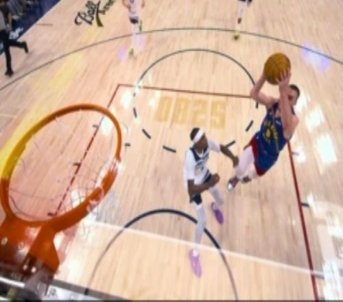 布勞恩反擊扣籃被麥克丹尼爾斯犯規(guī)森林狼挑戰(zhàn)失敗&后者第5犯