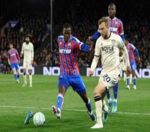 领先降级区热刺2分！西汉姆联客场00闷平水晶宫萨尔进球被吹