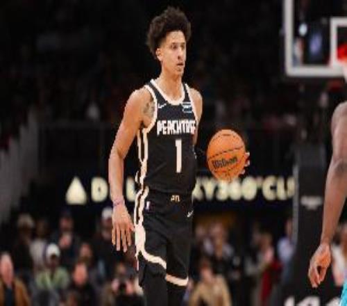 今天一般般！杰伦约翰逊12中6拿到17分8板3助1断上半场4中0