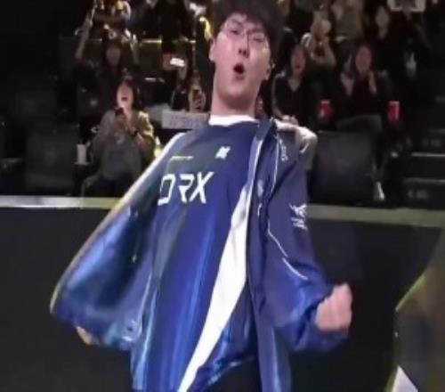 離譜操作被噴收錢了！Ucal更新社媒道歉：絕對不是假賽，真的很抱歉