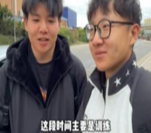 何时上演英甲首秀徐彬跟随巴恩斯利一线队训练还剩4场联赛