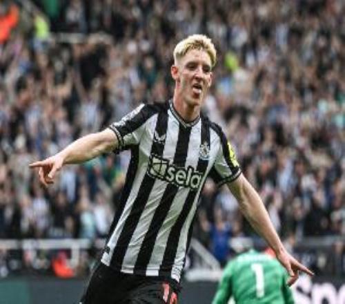 名宿談戈登和拜仁之間的傳聞：為什么要花費(fèi)7500萬鎊引進(jìn)一名替補(bǔ)