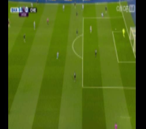 桑切斯禁區(qū)內(nèi)將球直接傳給對(duì)手險(xiǎn)些送禮！查洛巴貢獻(xiàn)關(guān)鍵門(mén)前救險(xiǎn)